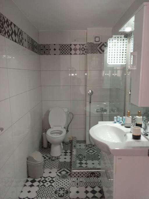 Apartmán Teris123 Florina Exteriér fotografie